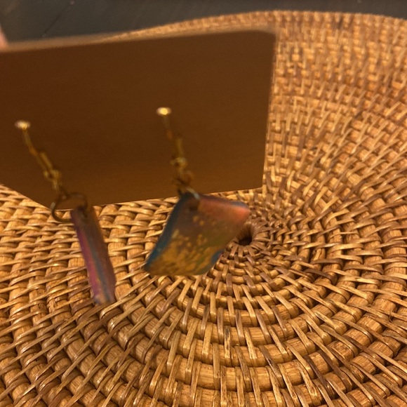 Cute little dangles - Picture 3 of 4